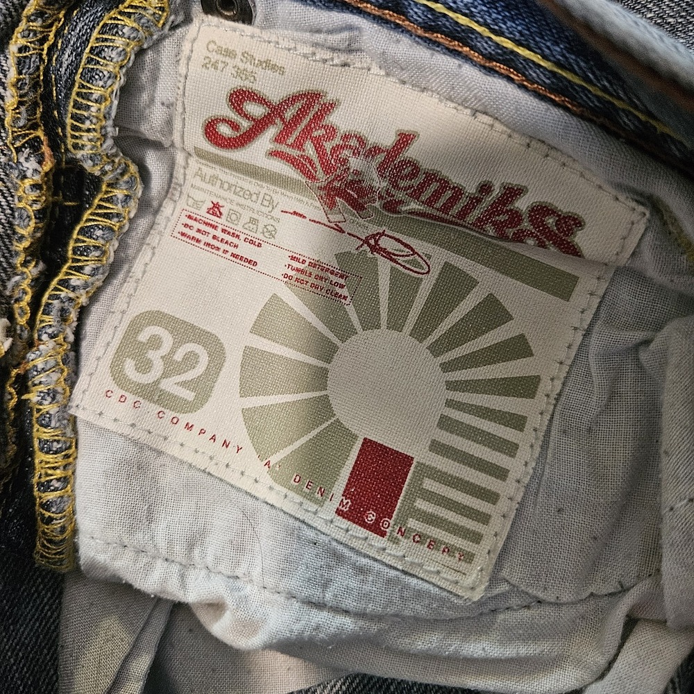 Y2K‎ Akademiks Medium Wash Baggy Embroidered Grunge Jeans Size 32 x 30 - Picture 9 of 16